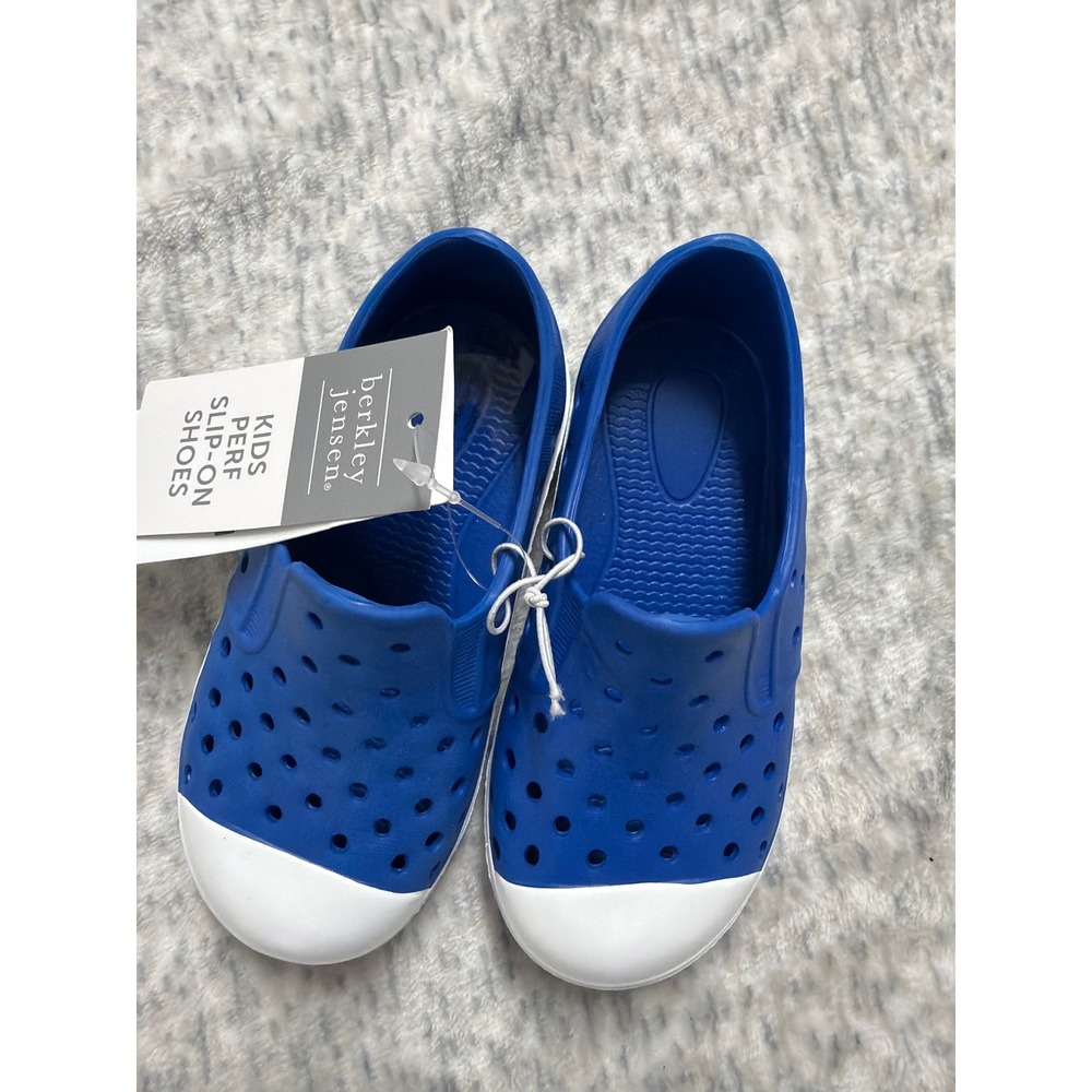 Berkley Jensen Kids Perf‎ Slip-On Shoes Cobalt Blue Water Shoes Size 7 318380